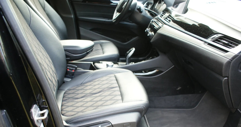 BMW X1 cena 129800 przebieg: 56000, rok produkcji 2020 z Warszawa małe 379